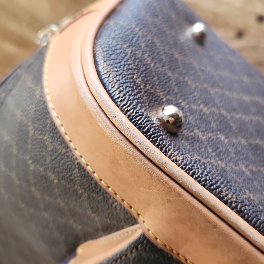 {RIONI} Moda Italia Signature Dome Brown Handle Bag - Picture 13 of 16